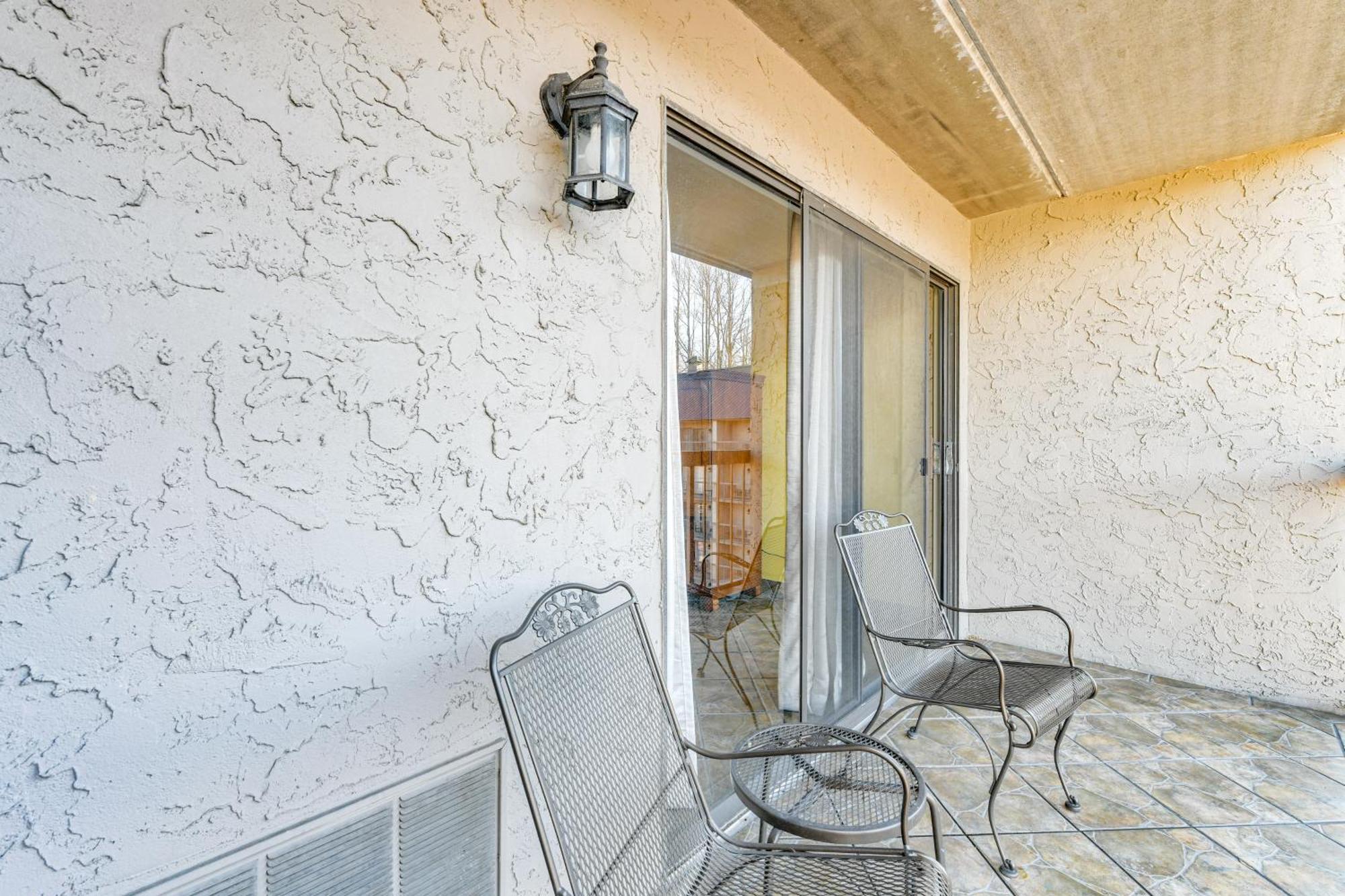 Downtown Gatlinburg Condo With Community Pool! エクステリア 写真